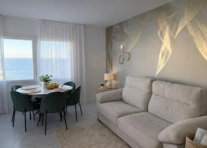 Posidonia Punta Prima Sea Front With Pool By Lion * Torrevieja